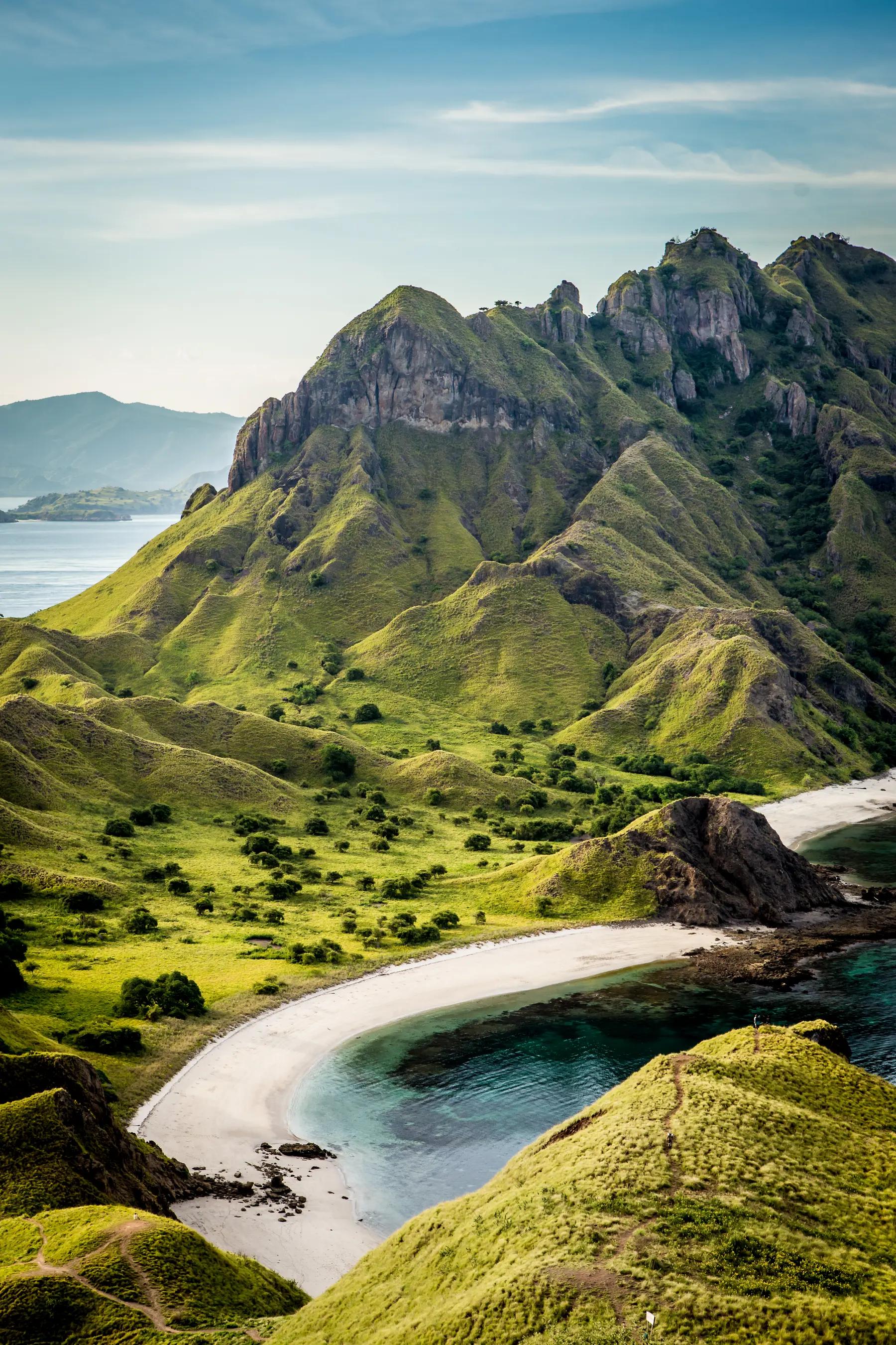 Exploring Rinca Island | Aqua Expeditions