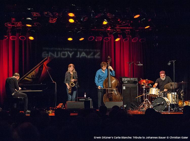 <b>Connections</b> - Seasonal Excitements Along the Rhine | AmaWaterways™